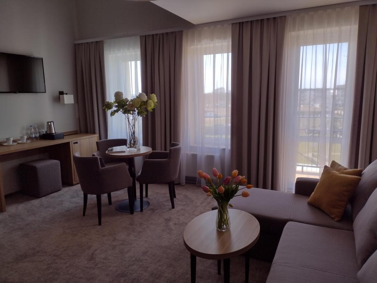 ***nat Hotel 3*